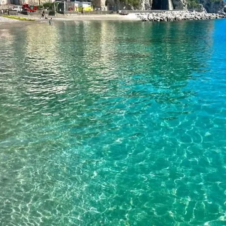 Donnasofia Nyaraló *